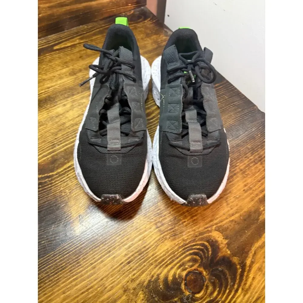 Nike Black‎ Sneakers Size 8